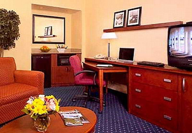 คอร์ตยาร์ด เซนต์ปีเตอร์สเบิร์ก เคลียร์วอเตอร์ Hotel ห้อง รูปภาพ