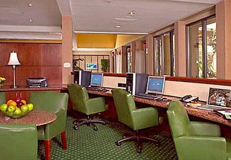 คอร์ตยาร์ด เซนต์ปีเตอร์สเบิร์ก เคลียร์วอเตอร์ Hotel สิ่งอำนวยความสะดวก รูปภาพ